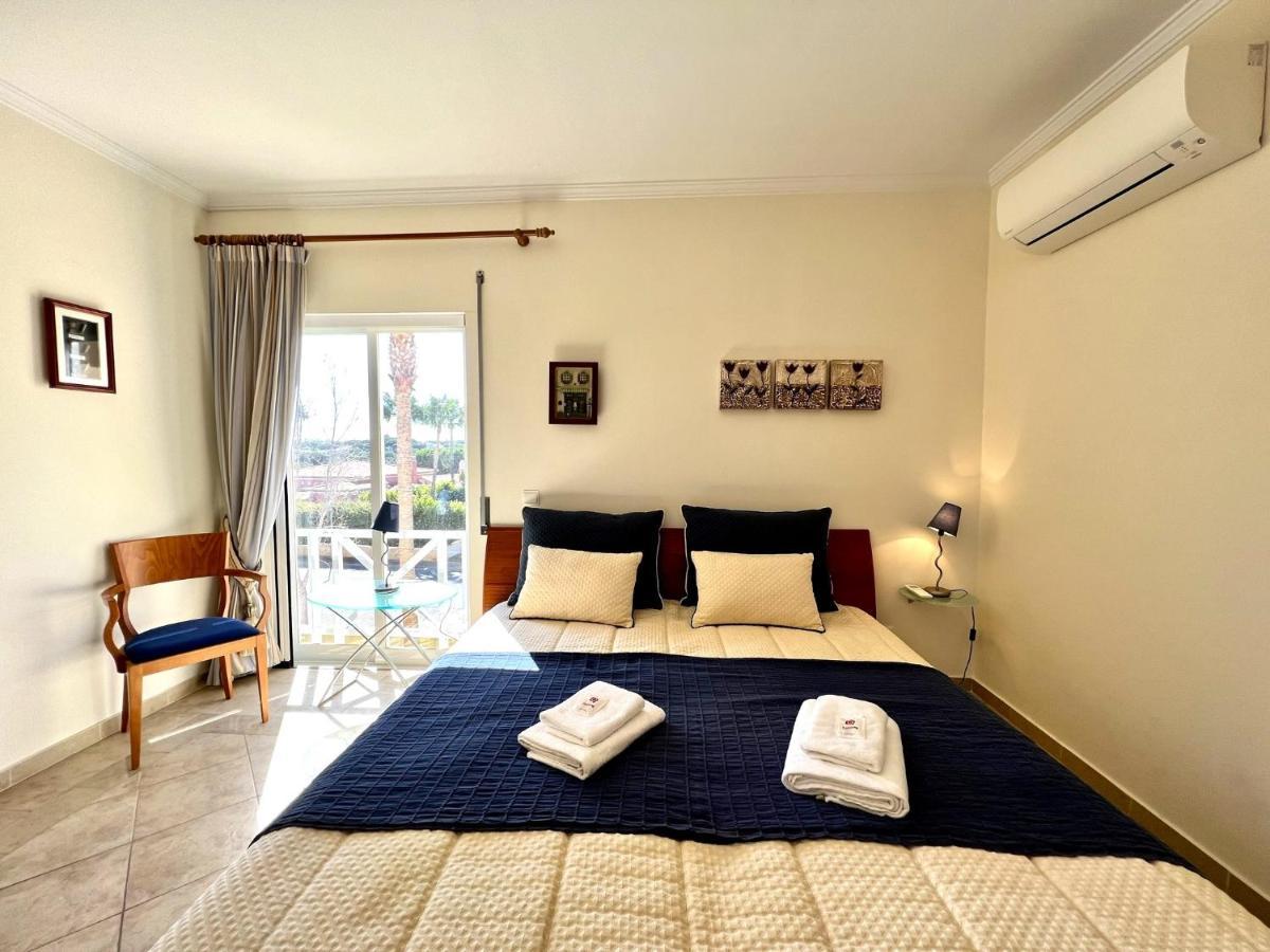 Albufeira Valley 1 With Pool By Homing Extérieur photo